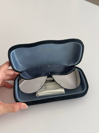 Gafas de sol Gucci plateadas