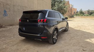 Peugeot 5008 2017