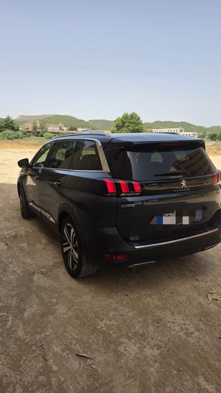 Peugeot 5008 2017