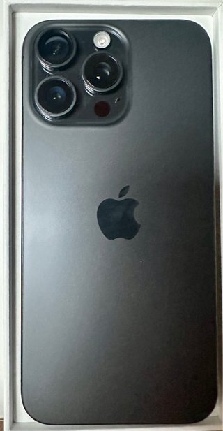 iPhone 15 Pro Max - Black - 256 GB - 100% battery