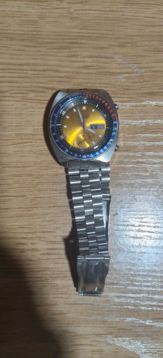 Reloj Seiko Cronógrafo Amarillo