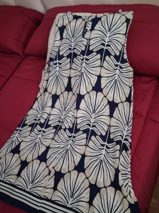 Vestido de verano nuevo. Talla 48/50.