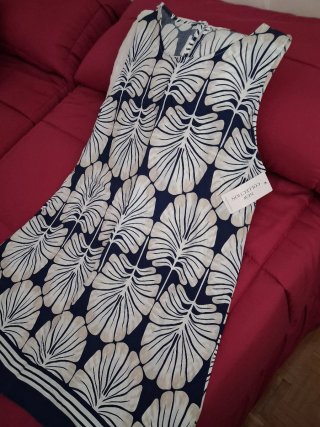 Vestido de verano nuevo. Talla 48/50.