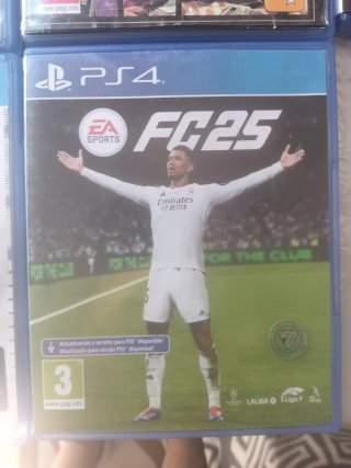Lote 7 Videojuegos PS4: FIFA 23, GTA V, etc.