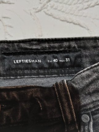Pantalón vaquero desgastado caballero M