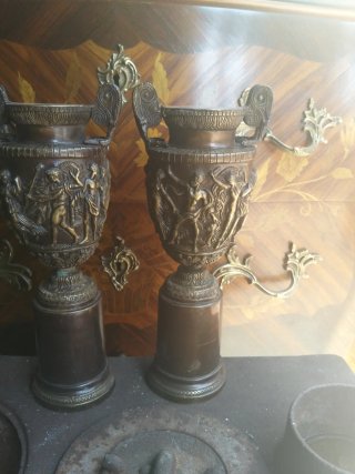 Jarrones de Bronce Macizo Antiguos