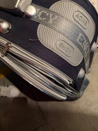 Maleta de viaje azul marino