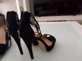 Zapatos de tacón negros elegantes muy económicos