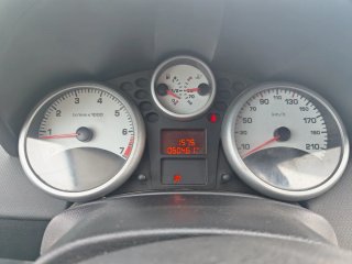 Peugeot 207 2010