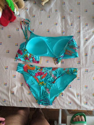 Bikini estampado tropical