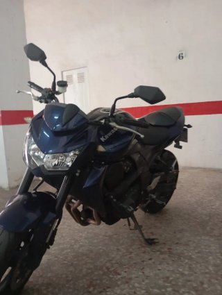 Kawasaki Z750 Naked Azul/Negra