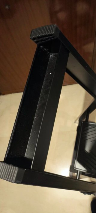 Escalera plegable negra