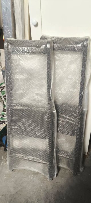 Escalera plegable negra