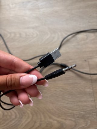 Cascos verdes con micrófono