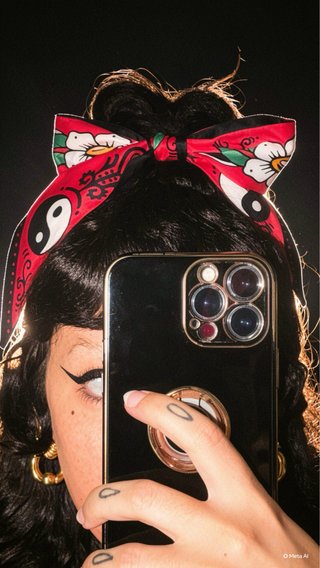 Pañuelo bandana estampado flores y yin yang