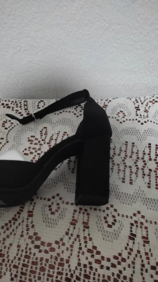Zapatos vestir nuevos