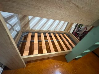 Cama Litera Madera y Escalera Verde