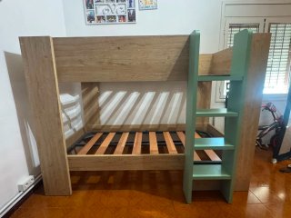 Cama Litera Madera y Escalera Verde