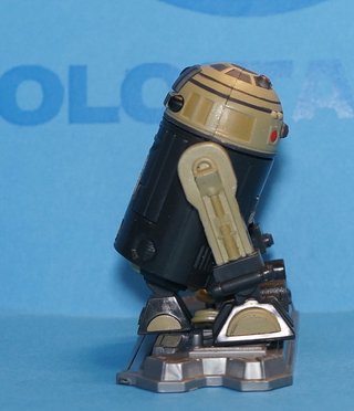 R3-S6 Goldie Clone Wars 23 2009