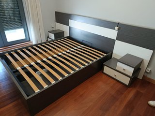 Canapé 150cm con mesitas y cabecero
