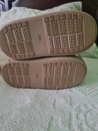 Botas Zara Nieve Talla 37 Beige/Blanco