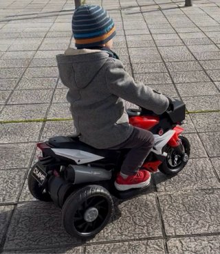 Moto eléctrica HOMCOM infantil roja y blanca