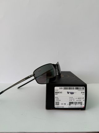 Occhiali da sole Oakley Whisker Prizm Black
