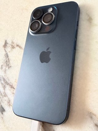 iPhone 15 Pro Azul 128GB 84% + garantía*