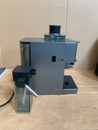 Cafetera Cecotec Grind & Latte 220-240V