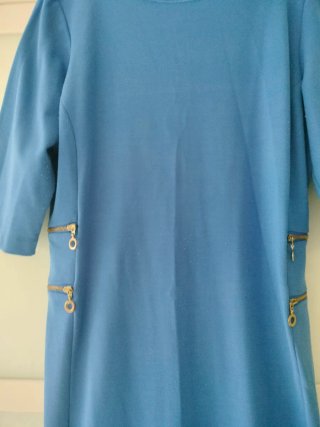 Vestido azul talla 54 con cremalleras