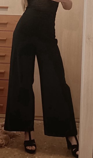 Pantalón Zara ancho tiro alto negro T.XS