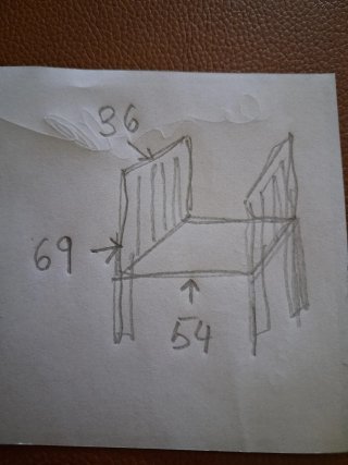 Banco de madera oscuro