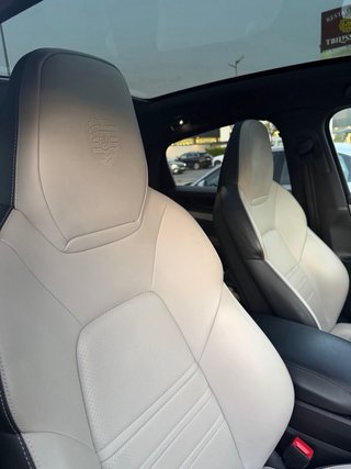 Porsche Cayenne 2024