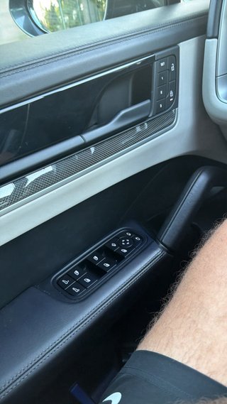 Porsche Cayenne 2024