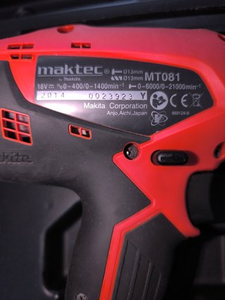 Taladro percutor Maktec MT081 + maletín