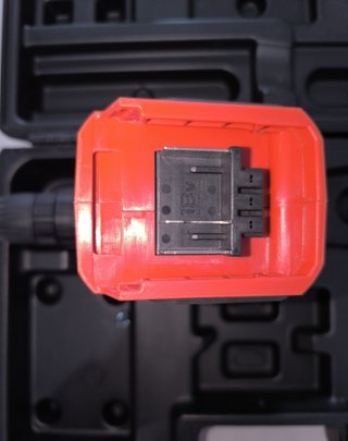 Taladro percutor Maktec MT081 + maletín