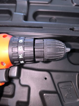 Taladro percutor Maktec MT081 + maletín