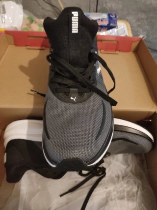 Zapatillas Puma Originales talla 46 sin uso