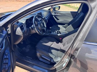 Mazda 3 2017 Luxury, 92 452km