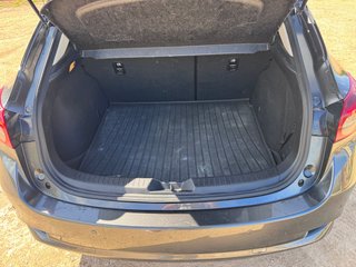 Mazda 3 2017 Luxury, 92 452km