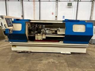 Torno Pinacho CNC Taurus 260