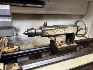 Torno Pinacho CNC Taurus 260