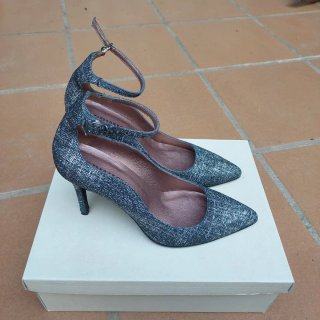 Sandalias de pulsera tacón alto plateadas