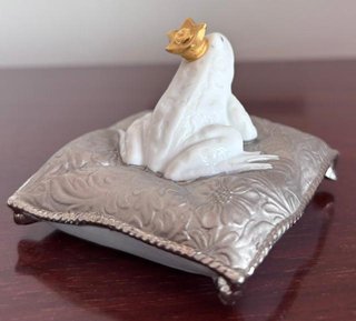 Lladro porcelana Príncipe Encantado Rana  en caja