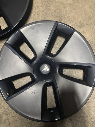 4 Tapacubos Tesla Model 3 (Llanta 18) Originales