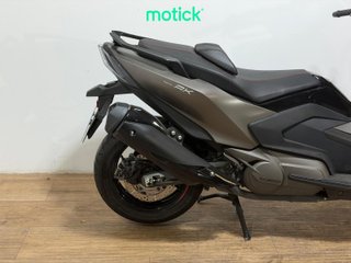 KYMCO AK 550