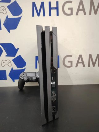 PS4 Pro 1TB Version 12.50 Negra  1 Año Garantía