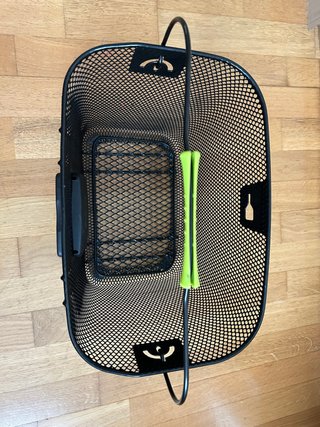 Cesta de bicicleta negra