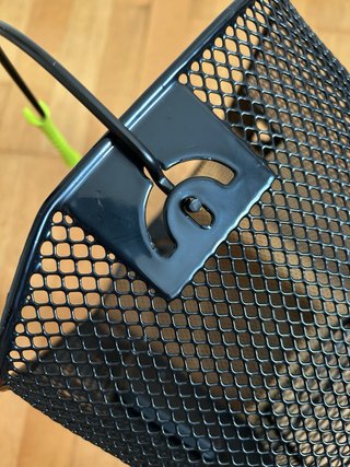 Cesta de bicicleta negra