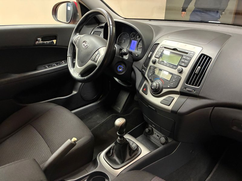 Hyundai i30 1.6 CRDi Comfort 2009, foto 3